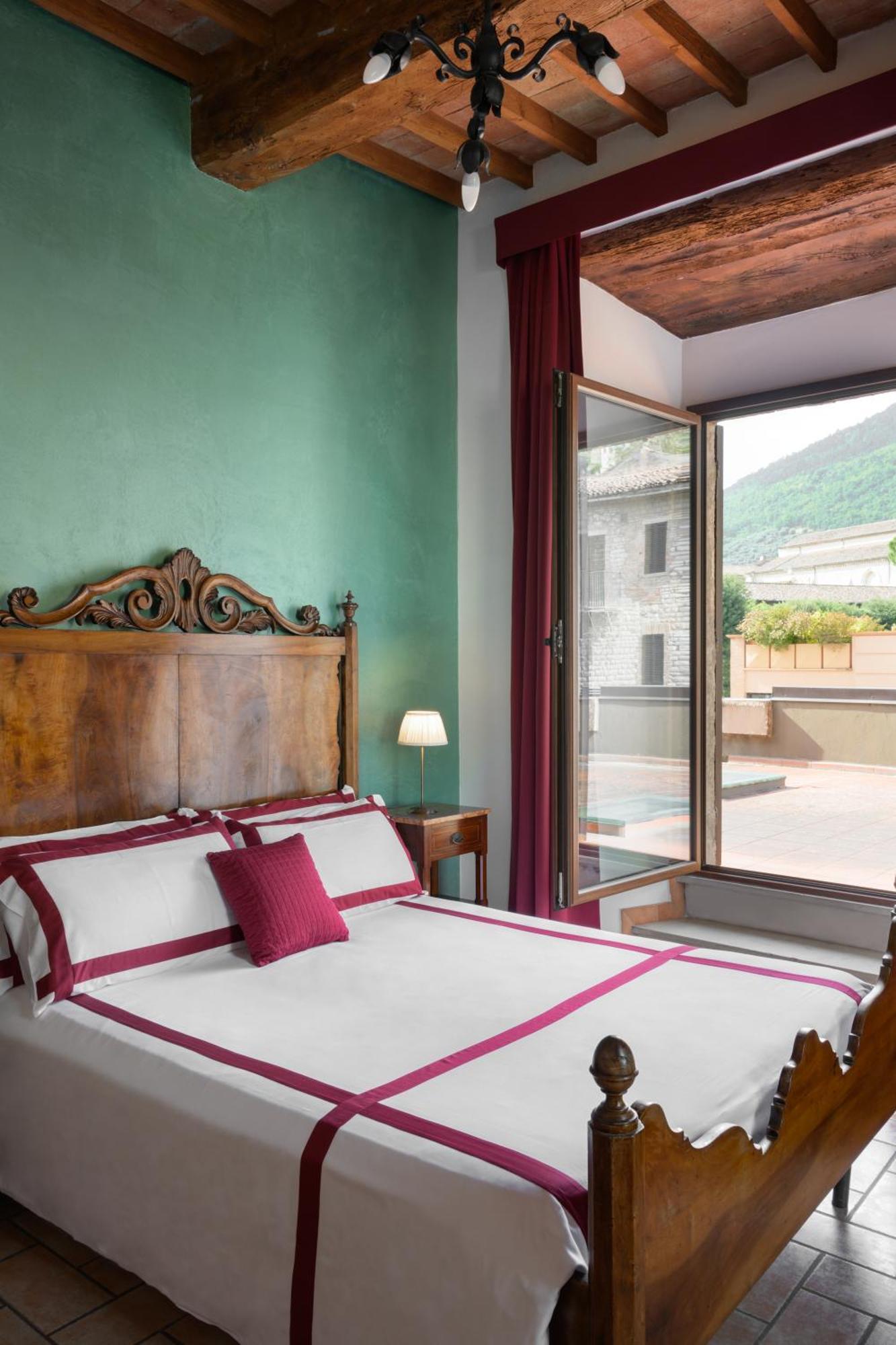 Hotel San Marco Gubbio Bagian luar foto