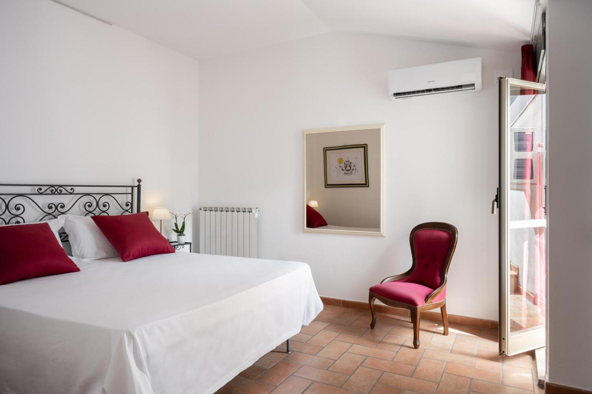 Hotel San Marco Gubbio Bagian luar foto