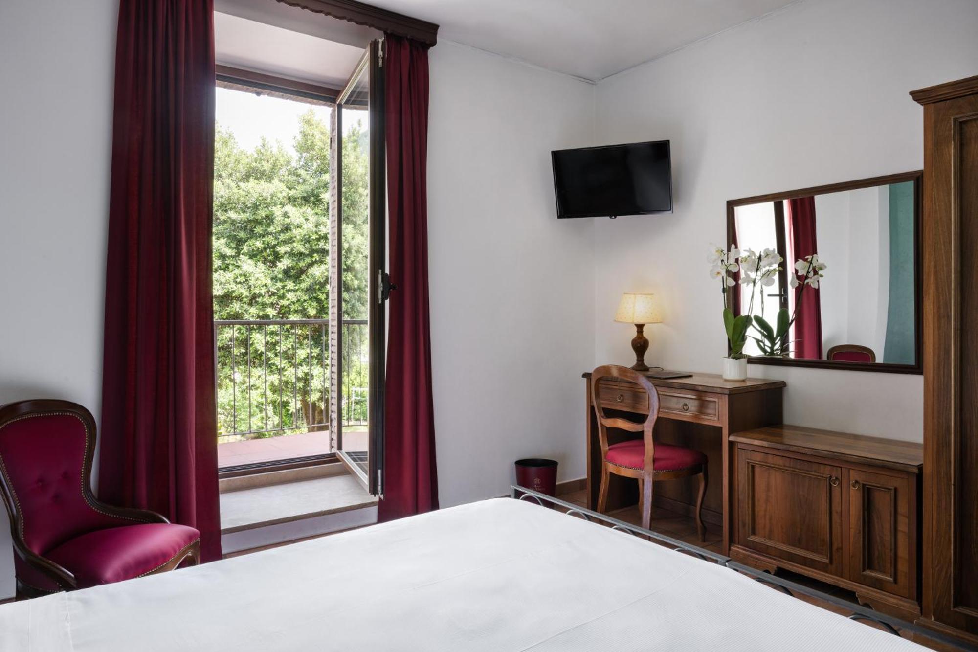 Hotel San Marco Gubbio Bagian luar foto