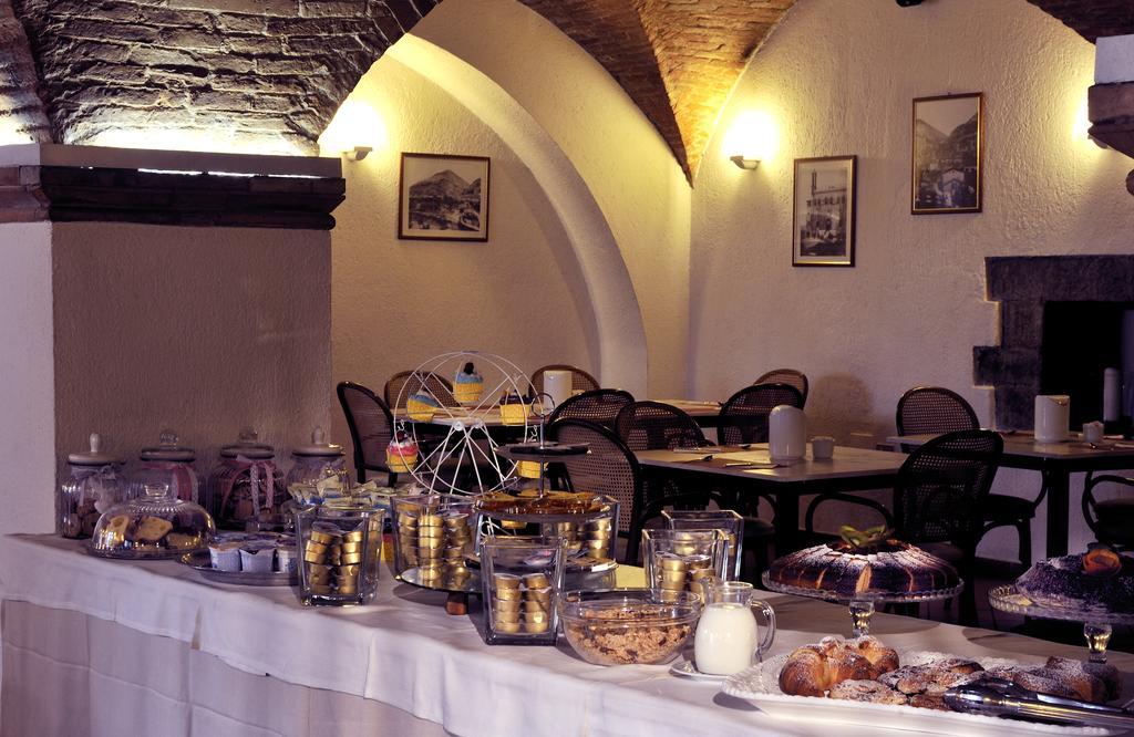 Hotel San Marco Gubbio Bagian luar foto